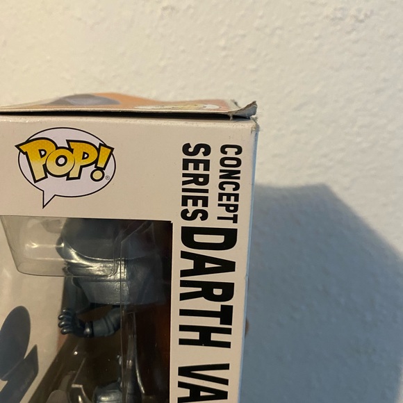 New Funko Pop Concept Series Darth Vader 524 Star Wars 45 Disneyland Exclusive - Picture 5 of 7